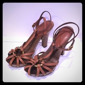 Dolce & Gabbana strappy leather sandals size 37
